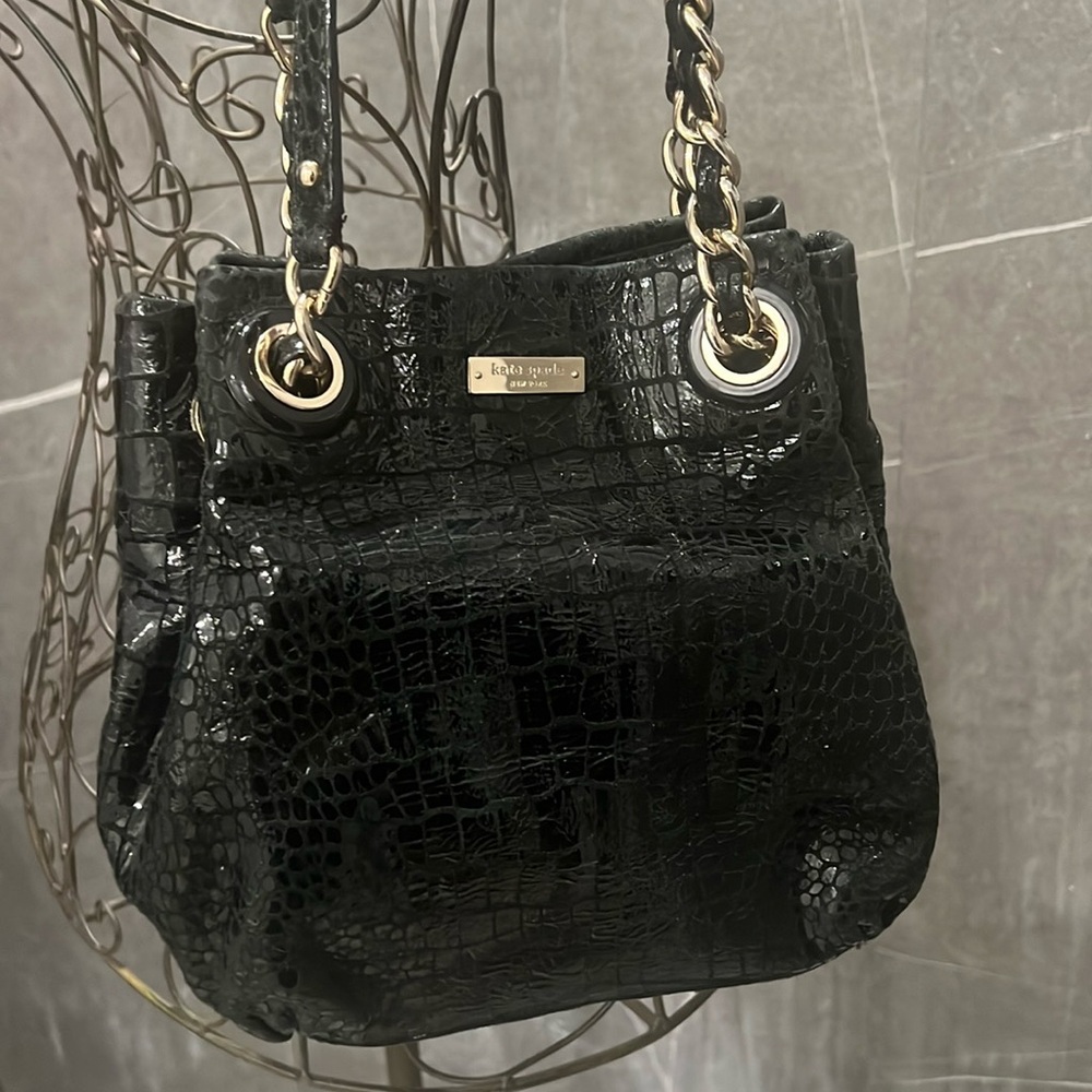 Kate Spade NWT ♠️ New York Augustine, Black bucket style
